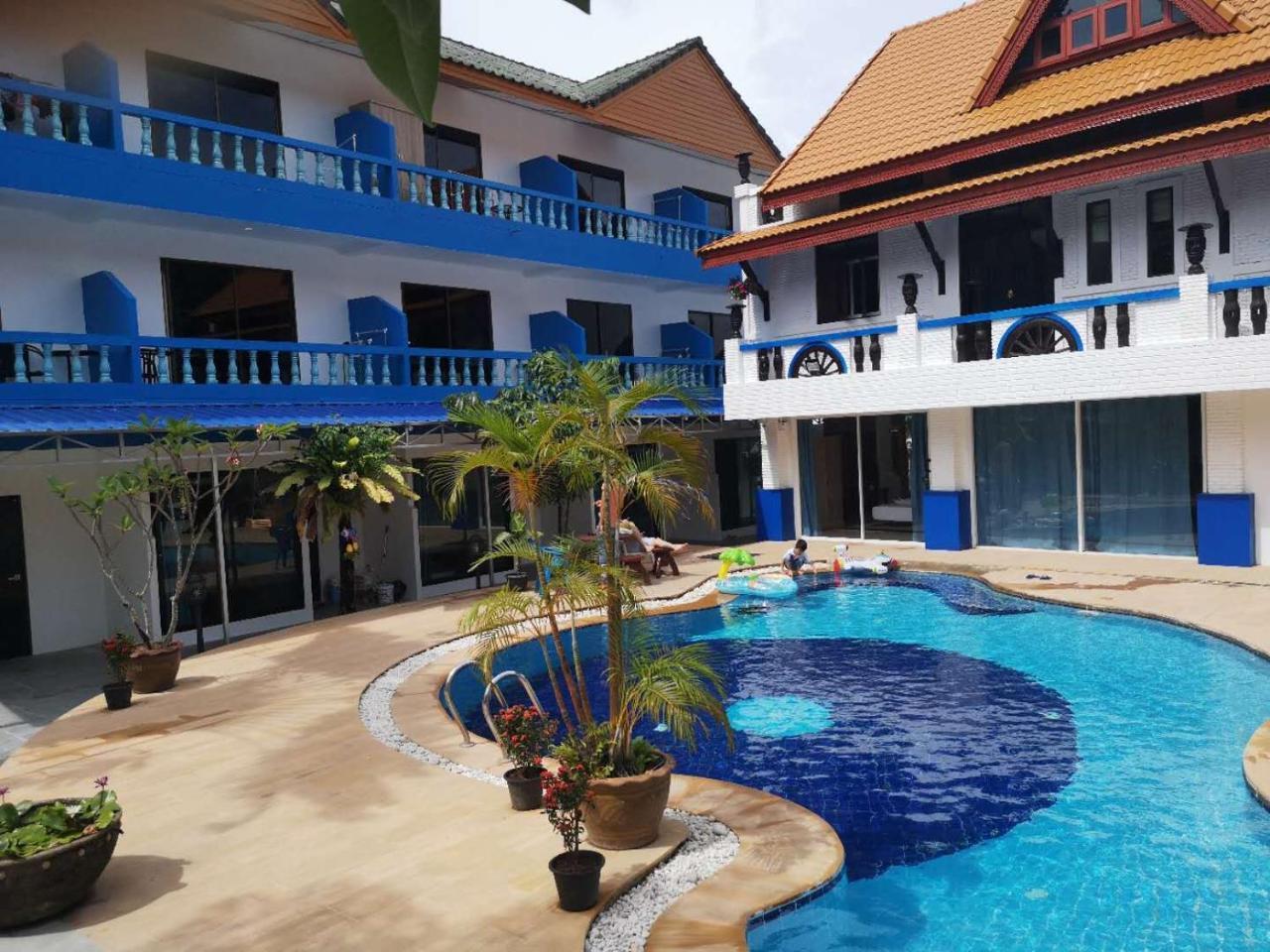 Baankasemsuk Resort 般咔 深宿 Patong Exterior foto